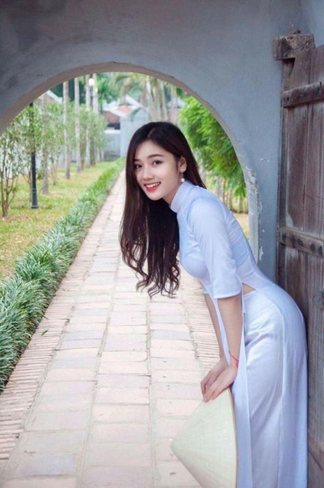 年轻的瑜伽教练2